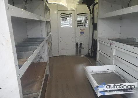 2018 Ford Transit T-250 из США, поврежденный, VIN 1FTYR2CG1JKA05629